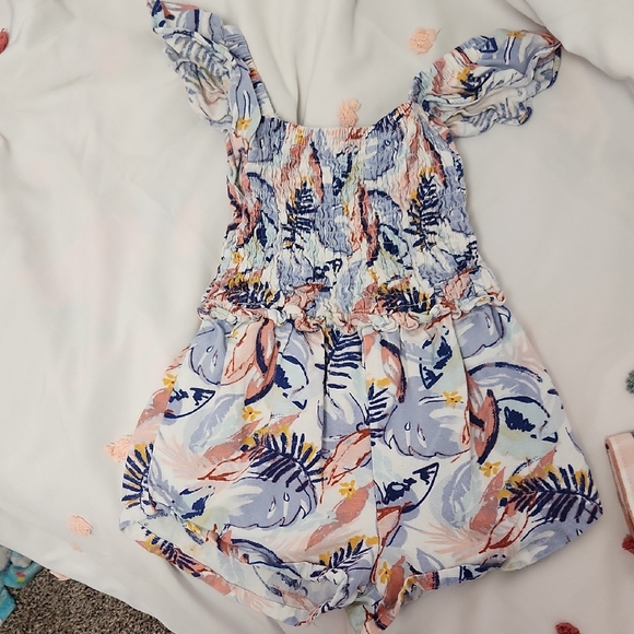 Vince Camuto Kids Romper in Blue and Pink Floral - Picture 1 of 6